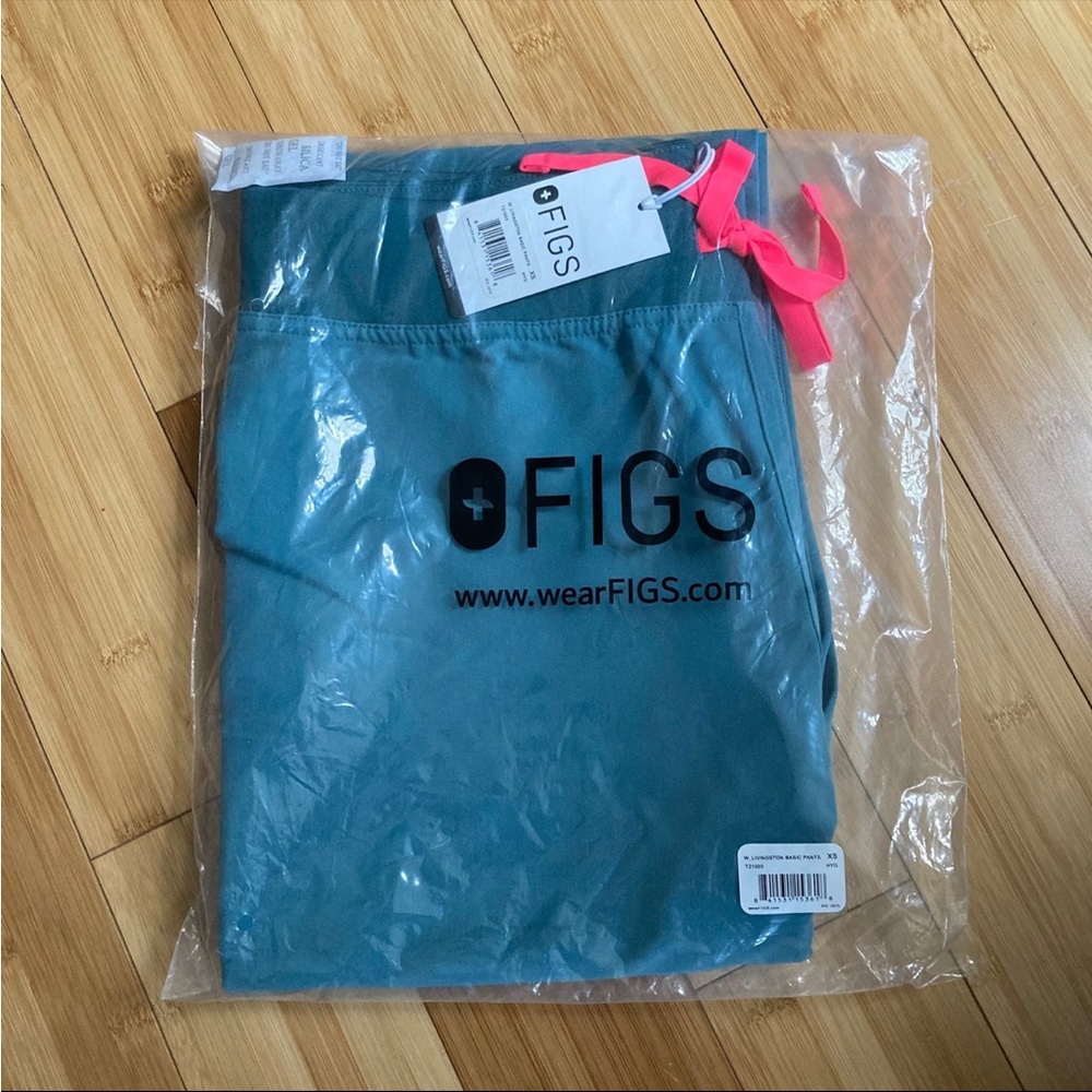 FIGS hydro green scrub pants